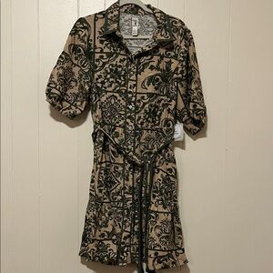 Elegant Green and Tan Patterned Dress